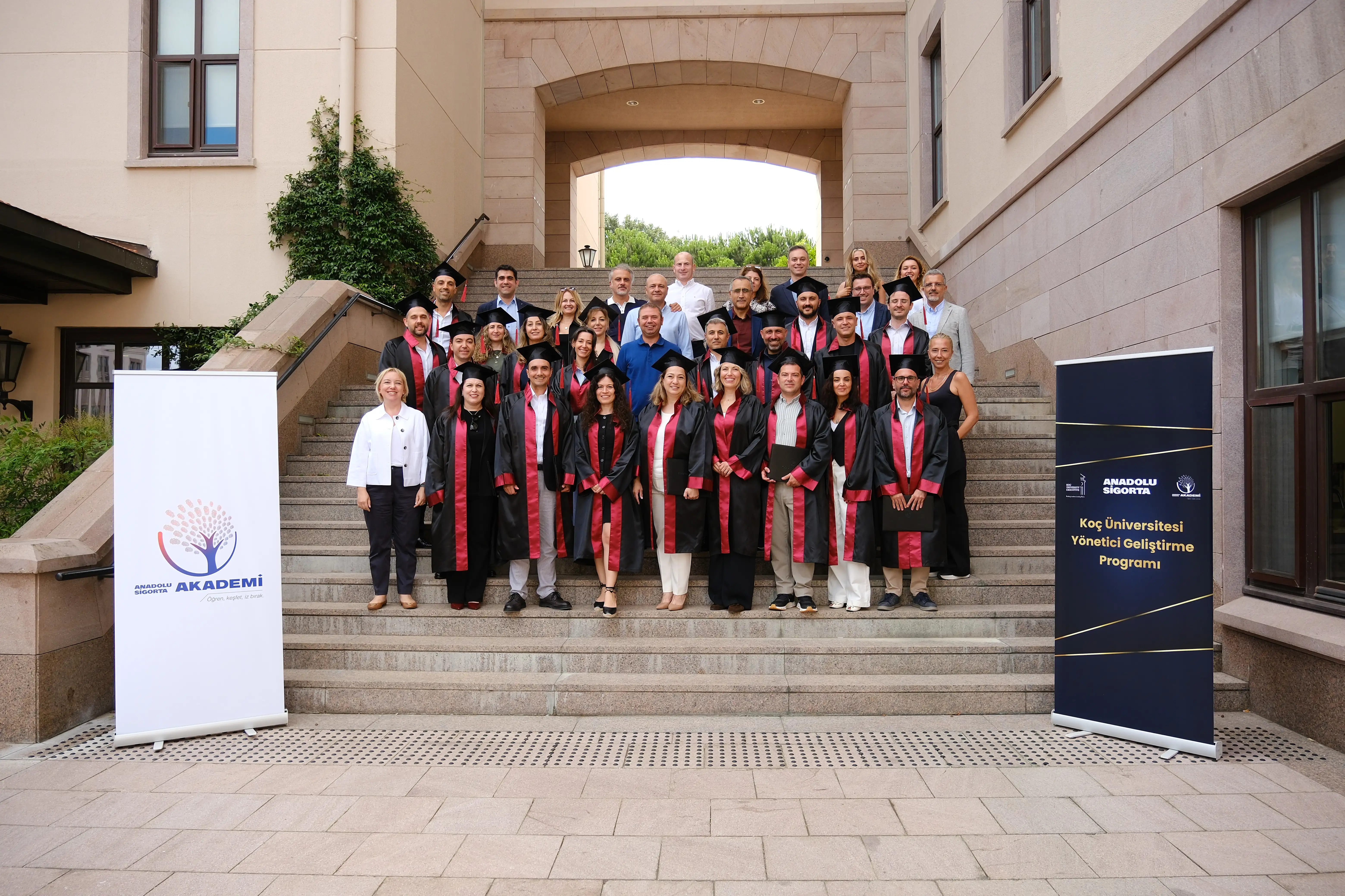 Anadolu Sigorta’da Koç Üniversitesi Yönetici Geliştirme Programı 6. Dönem Mezunlarını Verdi