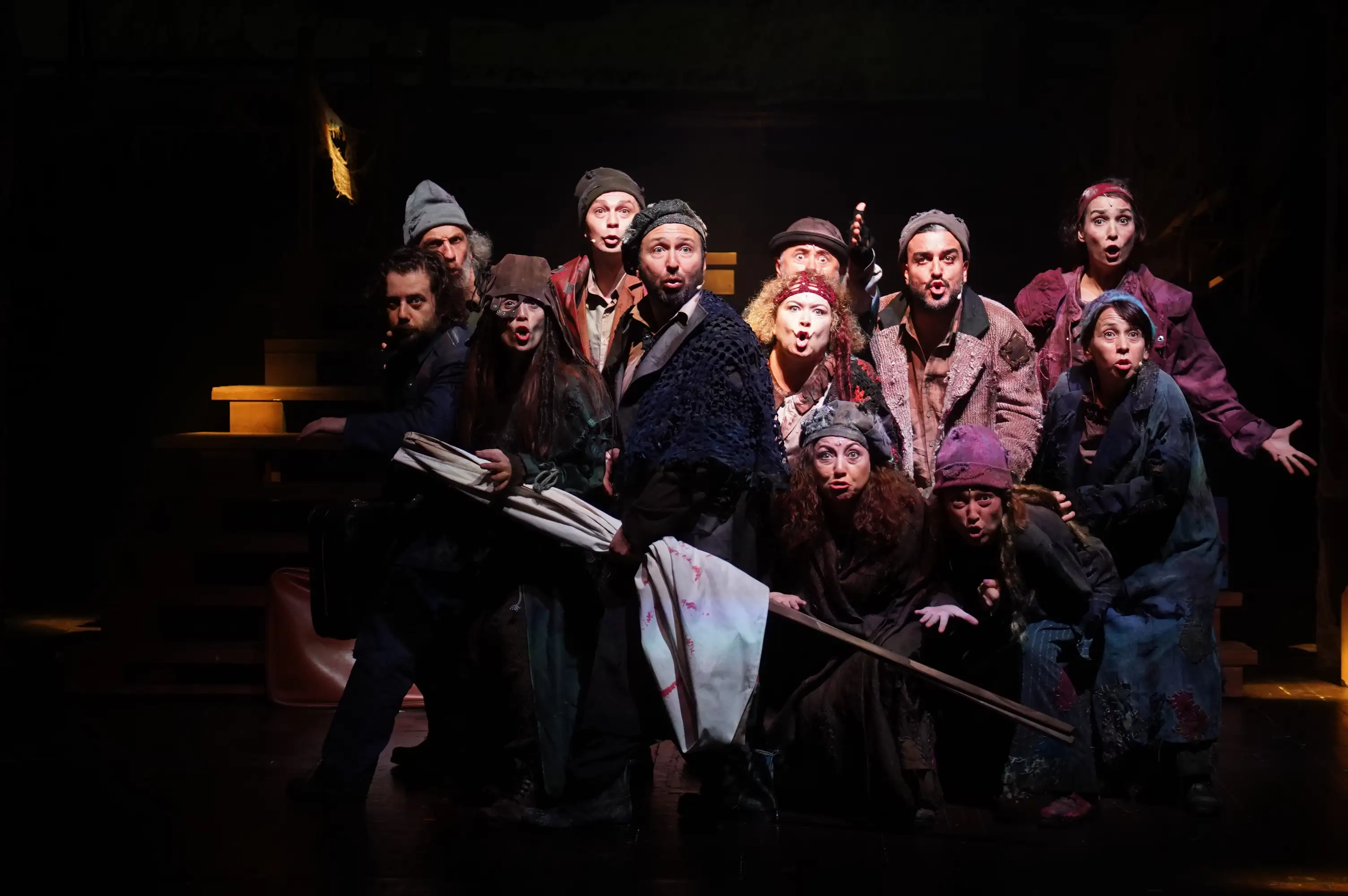 İBB Kültür’den “Yerinde İzle: Tiyatrolara Destek Programı”